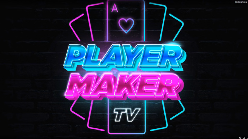 Logotipo de neón PLAYER MAKER TV sobre cartas de póker